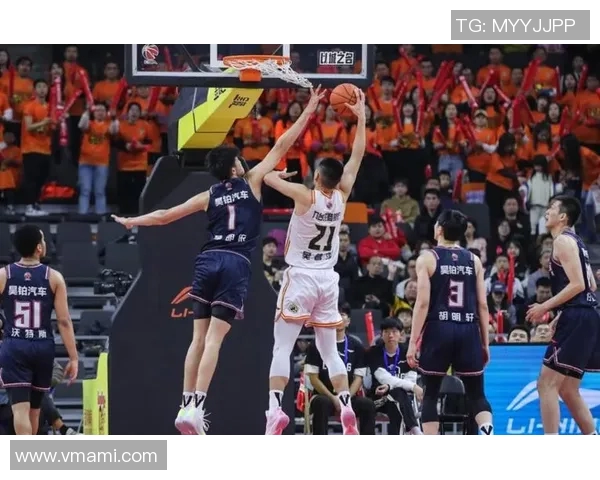 广东男篮酝酿重磅交易黄明依杨溢联手1500万求购邹阳朱芳雨积极沟通 广东男篮酝酿重磅交易黄明依杨溢联手1500万求购邹阳朱芳雨积极沟通